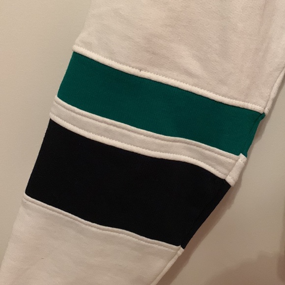 tommy hilfiger - cropped sweater - Picture 2 of 5